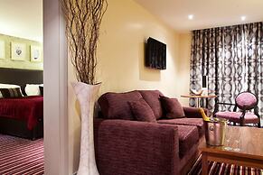 Gloucester Robinswood Hotel by Sunday