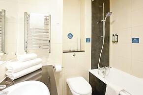 Gloucester Robinswood Hotel by Sunday