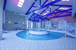 Gloucester Robinswood Hotel by Sunday
