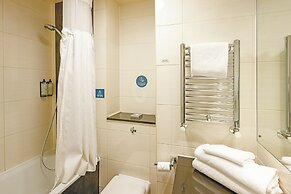 Gloucester Robinswood Hotel by Sunday