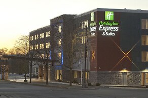 Holiday Inn Express & Suites Johnstown by IHG