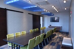 Holiday Inn Express & Suites Johnstown by IHG