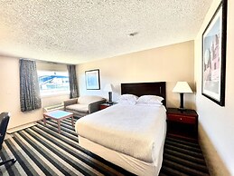 Royal Hotel