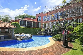 Hostería Las Quintas Hotel