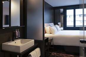Tribe Paris Batignolles