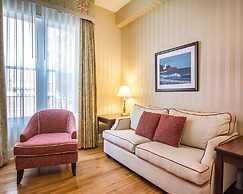 Quality Inn & Suites Downtown