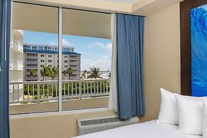Lido Beach Resort