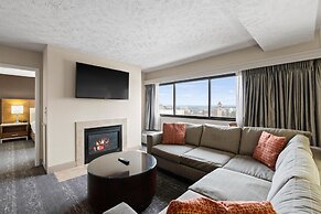 DoubleTree by Hilton Spokane City Center