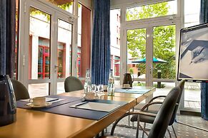 TRYP by Wyndham Halle