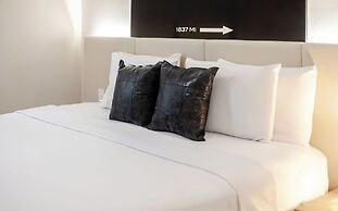 Olympia Hotel By Lodgo