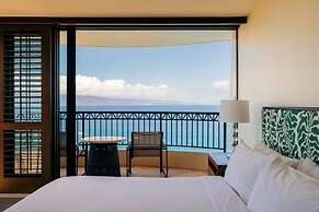 Royal Lahaina Resort & Bungalows