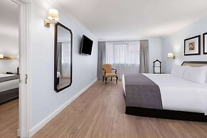 Wyndham Garden Santiago Kennedy