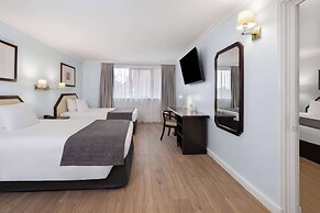 Wyndham Garden Santiago Kennedy