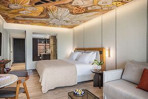 Dan Accadia Hotel