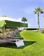 Dan Accadia Hotel