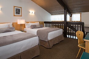 Rocky Mountain Ski Lodge
