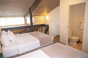 Rocky Mountain Ski Lodge