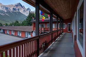 Rocky Mountain Ski Lodge
