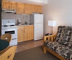 Rocky Mountain Ski Lodge