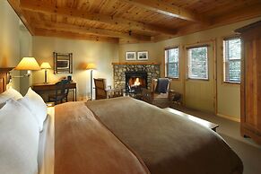 Buffalo Mountain Lodge