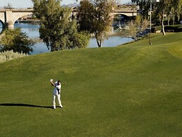 London Bridge Resort