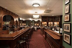 Hilton Appleton Paper Valley