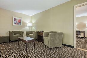 Quality Inn & Suites Downtown Windsor
