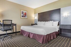 Quality Inn & Suites Downtown Windsor