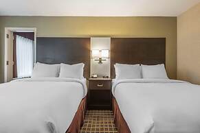 Quality Inn & Suites Downtown Windsor