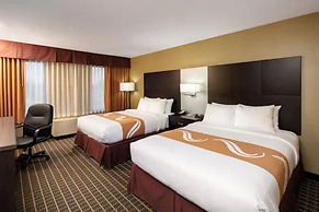 Quality Inn & Suites Downtown Windsor