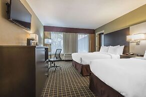 Quality Inn & Suites Downtown Windsor