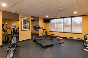 Quality Inn & Suites Downtown Windsor