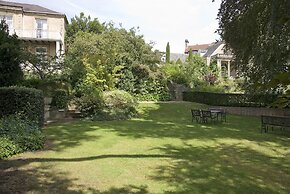 Lansdown Grove