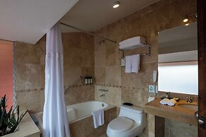 Wyndham Costa del Sol Cusco