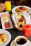 Hotel Estelar Miraflores
