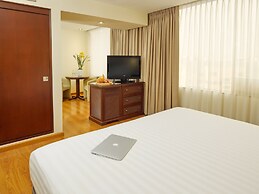 Hotel Estelar Miraflores