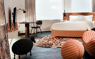 Naumi Hotel Singapore