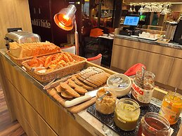 Naumi Hotel Singapore