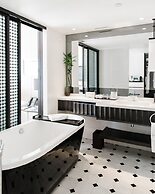Naumi Hotel Singapore