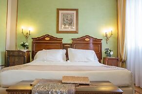 Due Torri Hotel