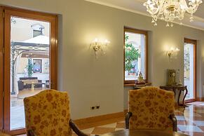 Due Torri Hotel
