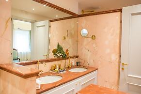 Due Torri Hotel