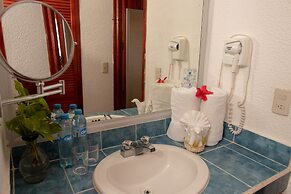 Qualton Club Ixtapa - All Inclusive