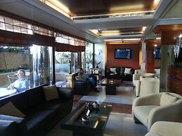 Duroy Hotel