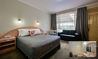 Westland Hotel Motel