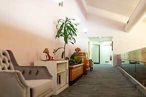 Charbonnier Motor Inn