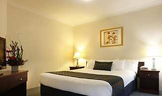 Charbonnier Motor Inn