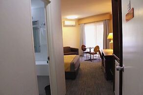 Charbonnier Motor Inn