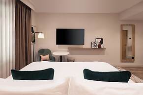 voco Rockingham Forest Corby by IHG