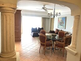 Grand Isla Navidad Golf & Spa Resort with Marina